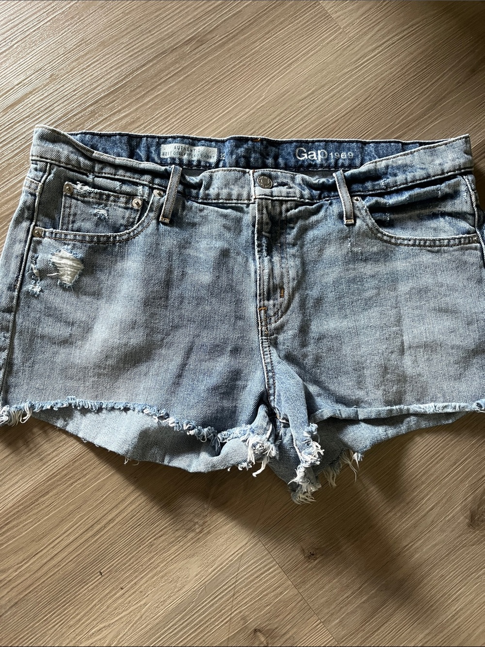 Womens Gap Best Girlfriend denim shorts